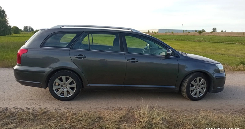 Toyota Avensis cena 16800 przebieg: 298600, rok produkcji 2007 z Dobrzany małe 79